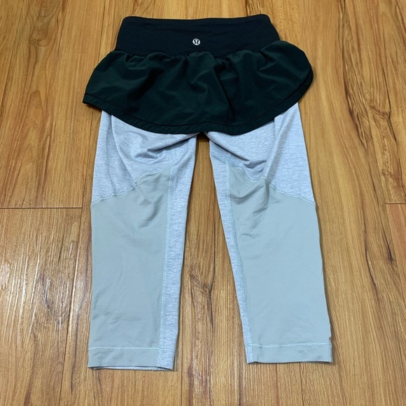 Lululemon Spin It To Win It Crop Grey/ Black - Picture 7 of 11